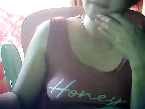 ashlylove25 online show from June 1, 2026, 1:29 am