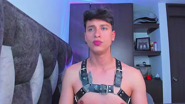 Snapshot of I_Gabriel chatting on February 3, 2025, 10:11 pm I Gabriel online show from February 3, 2025, 10:11 pm