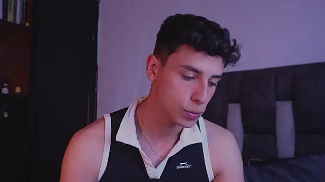 Snapshot of I_Gabriel chatting on December 3, 2025, 9:35 pm I Gabriel online show from December 3, 2025, 9:35 pm