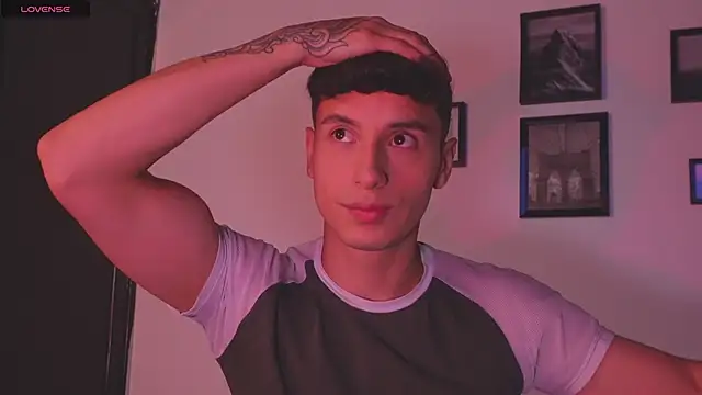 Snapshot of I_Gabriel chatting on January 6, 2026, 5:44 am I Gabriel online show from January 6, 2026, 5:44 am