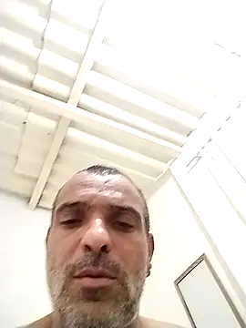 Snapshot of Henrifalcao chatting on September 23, 2025, 12:46 am Henrifalcao online show from September 23, 2025, 12:46 am