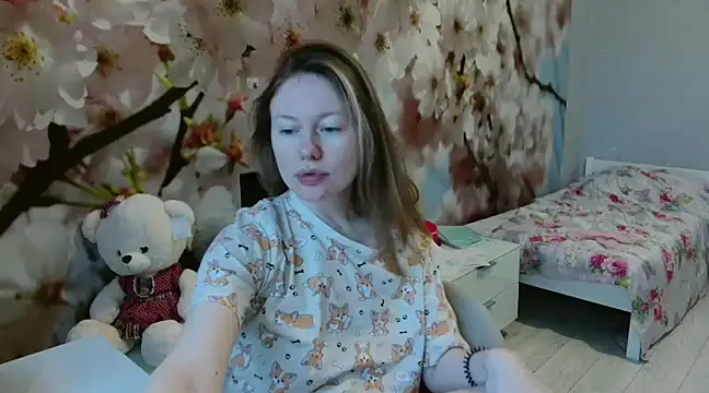 ConnieDaw online show from December 17, 2024, 5:07 am