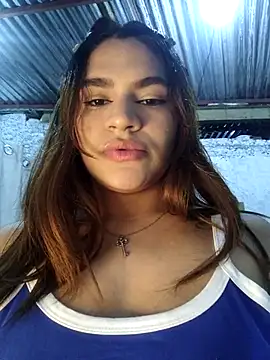 Snapshot of SexyFriends_ chatting on January 17, 2026, 1:43 am SexyFriends online show from January 17, 2026, 1:43 am