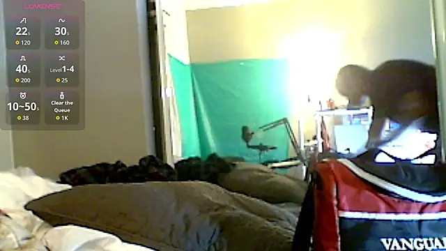 DizzyGirth online show from May 27, 2026, 6:54 am