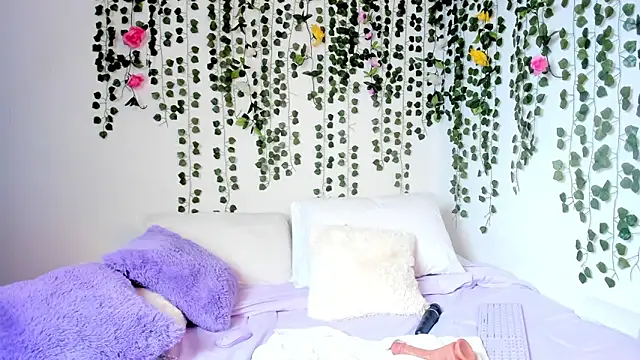 Snapshot of violeta_milleer chatting on February 10, 2025, 4:58 pm violeta milleer online show from February 10, 2025, 4:58 pm