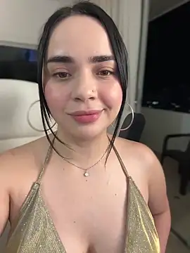 Snapshot of GeorginaJones chatting on January 25, 2025, 12:59 am GeorginaJones online show from January 25, 2025, 12:59 am