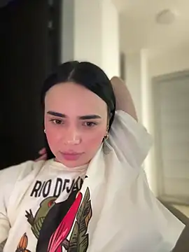 Snapshot of GeorginaJones chatting on October 18, 2025, 4:48 am GeorginaJones online show from October 18, 2025, 4:48 am