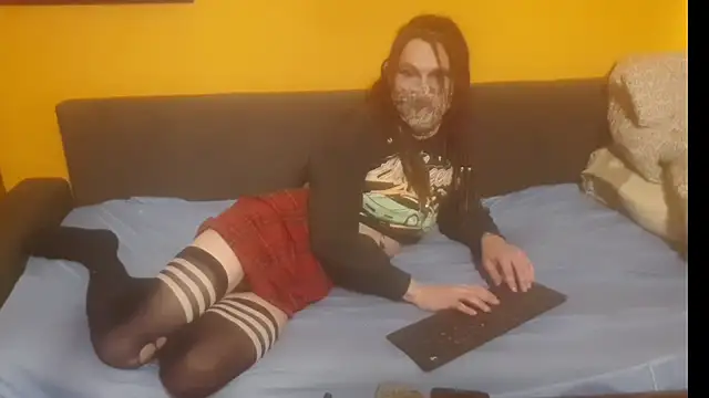 Snapshot of Lillisissi chatting on December 22, 2025, 1:02 am Lillisissi online show from December 22, 2025, 1:02 am