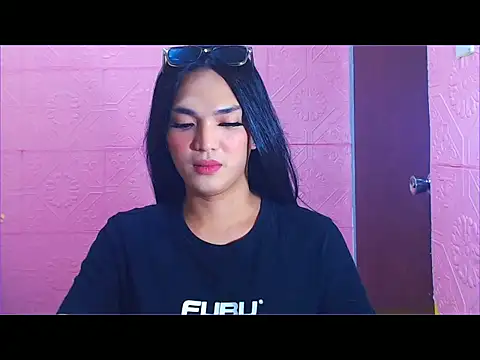 WONDERWOMAN2023 online show from November 13, 2025, 9:08 am