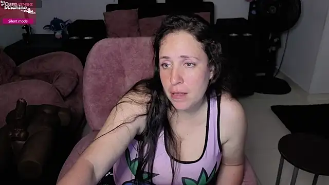 valery adams1 online show from October 6, 2025, 4:32 am