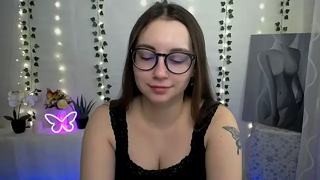 SweetPrincess  online show from March 7, 2025, 6:35 am