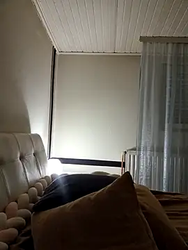 TamaraSavage online show from March 14, 2025, 1:02 pm