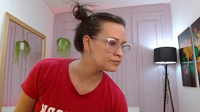 Britney taylor  online show from December 27, 2024, 9:11 pm