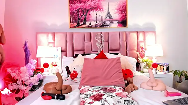 Snapshot of Anaa_Bellaa chatting on December 15, 2025, 12:31 pm Anaa Bellaa online show from December 15, 2025, 12:31 pm