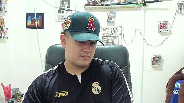 ney 22 online show from November 8, 2025, 1:28 am