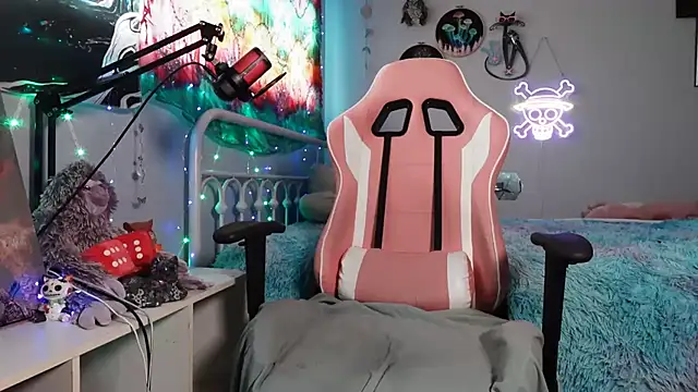 baebaeblueXXX online show from January 9, 2026, 9:05 pm