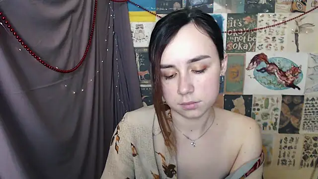 Snapshot of VeryVeryVeryShy_ chatting on December 21, 2024, 9:55 am VeryVeryVeryShy  online show from December 21, 2024, 9:55 am