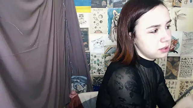 Snapshot of VeryVeryVeryShy_ chatting on January 30, 2025, 6:35 am VeryVeryVeryShy  online show from January 30, 2025, 6:35 am
