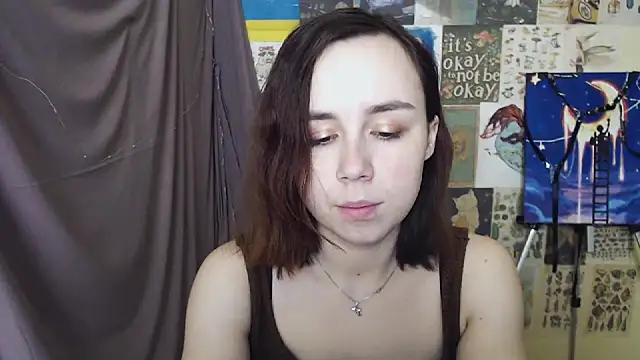 Snapshot of VeryVeryVeryShy_ chatting on February 26, 2025, 9:53 am VeryVeryVeryShy  online show from February 26, 2025, 9:53 am