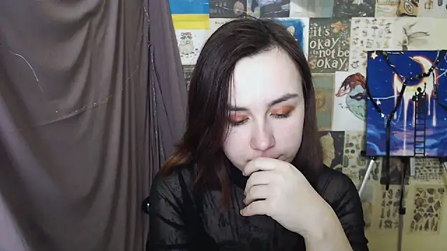 Snapshot of VeryVeryVeryShy_ chatting on March 2, 2025, 9:31 am VeryVeryVeryShy  online show from March 2, 2025, 9:31 am