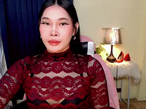 Ur Fantastic Lina online show from December 3, 2025, 5:55 pm