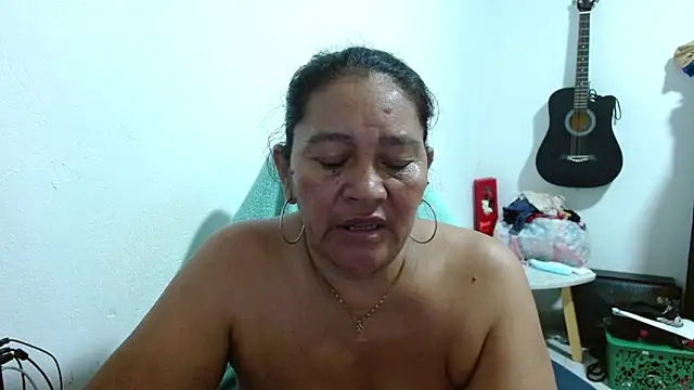 Snapshot of katia_mature chatting on April 30, 2026, 3:35 am katia mature online show from April 30, 2026, 3:35 am