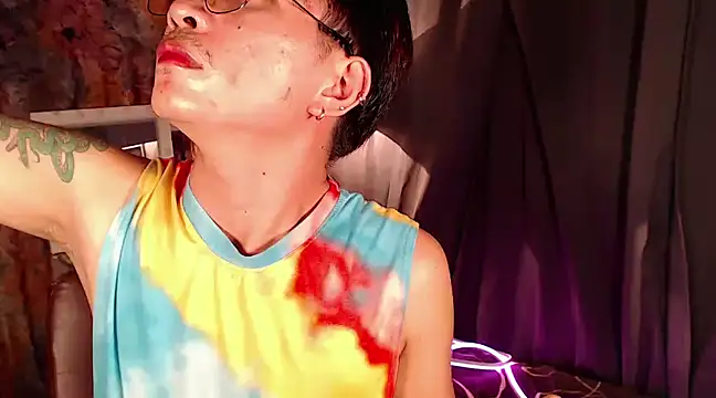 Snapshot of Sexy_Handsome_Drex chatting on December 28, 2024, 8:16 am Sexy Handsome Drex online show from December 28, 2024, 8:16 am