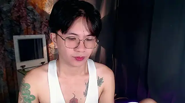 Snapshot of Sexy_Handsome_Drex chatting on January 14, 2025, 9:13 am Sexy Handsome Drex online show from January 14, 2025, 9:13 am