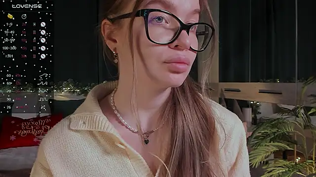 Virtual Girll online show from December 23, 2024, 5:54 pm