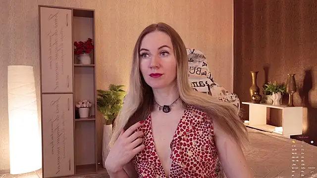 Snapshot of Hello_Lisha chatting on May 6, 2026, 8:19 am Hello Lisha online show from May 6, 2026, 8:19 am