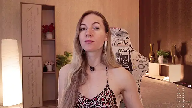 Snapshot of Hello_Lisha chatting on May 11, 2026, 8:20 am Hello Lisha online show from May 11, 2026, 8:20 am
