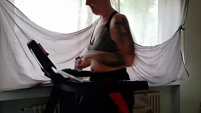 wetgerman 2 online show from May 8, 2026, 6:08 am