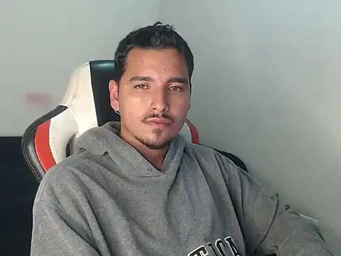 kylian 07 online show from July 30, 2026, 2:32 am