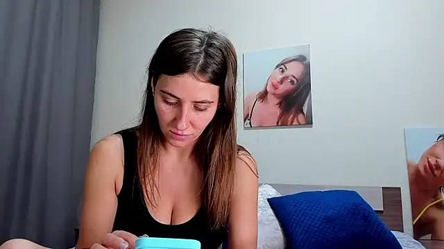 Snapshot of Squishy_Goddess chatting on February 10, 2025, 4:19 am Squishy Goddess online show from February 10, 2025, 4:19 am