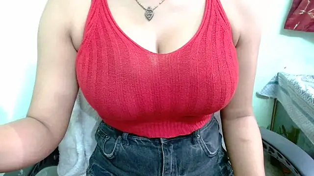 Snapshot of sweet-alia chatting on October 6, 2025, 1:19 pm sweet-alia online show from October 6, 2025, 1:19 pm