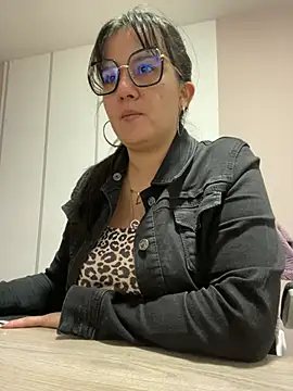 SWEETLILY18 online show from February 20, 2025, 11:20 am