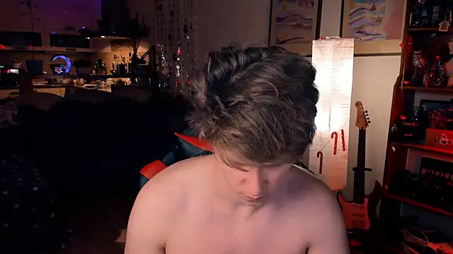 Breston Sweet online show from December 22, 2024, 8:03 pm