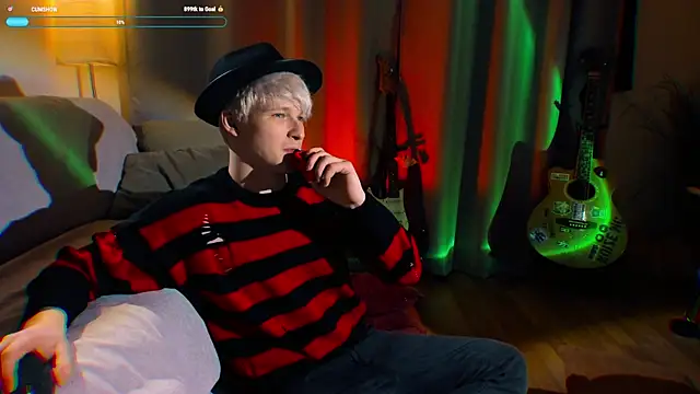 Breston Sweet online show from October 30, 2025, 8:31 pm