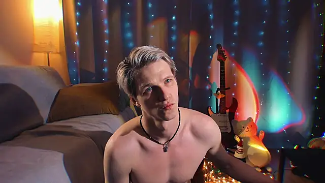 Breston Sweet online show from December 20, 2025, 4:14 pm