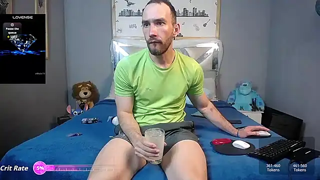 Danny hot fun online show from October 4, 2025, 4:43 am