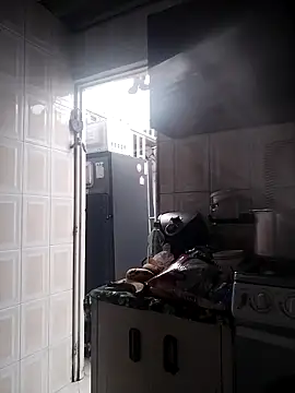 Keyla01  online show from December 21, 2025, 4:03 pm