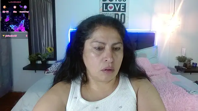 Keyla01  online show from March 26, 2026, 6:52 am