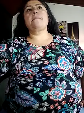 Keyla01  online show from April 16, 2026, 5:36 pm