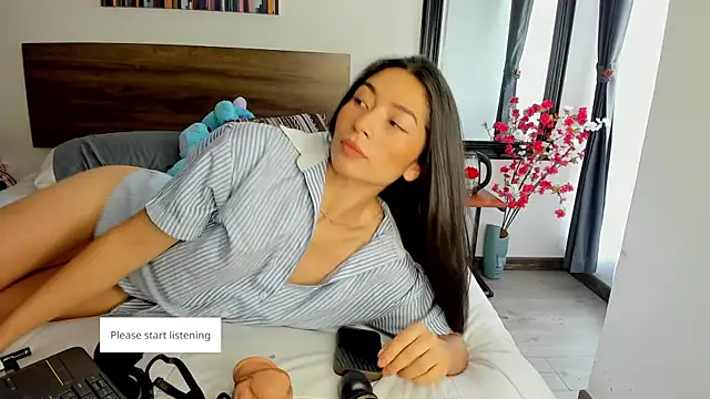 Snapshot of Ginebraa_Saenz chatting on September 25, 2025, 2:43 pm Ginebraa Saenz online show from September 25, 2025, 2:43 pm