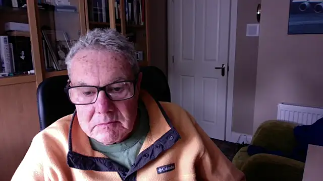 Snapshot of Oldpistolpete chatting on March 14, 2025, 12:40 pm Oldpistolpete online show from March 14, 2025, 12:40 pm