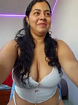 Snapshot of Mary_pinkish chatting on December 5, 2024, 5:50 pm Mary pinkish online show from December 5, 2024, 5:50 pm