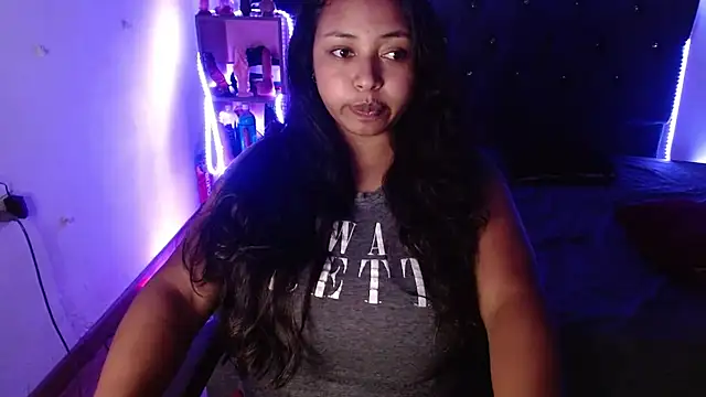 tatiana wd online show from April 18, 2026, 2:04 am