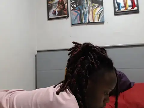 CandyLovesU2 online show from December 13, 2025, 8:04 pm