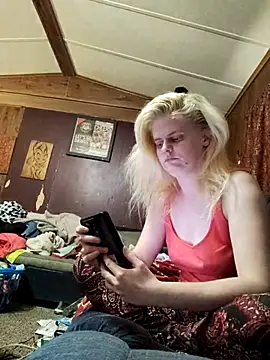 BadAssBitchMakayla online show from April 14, 2026, 3:07 pm