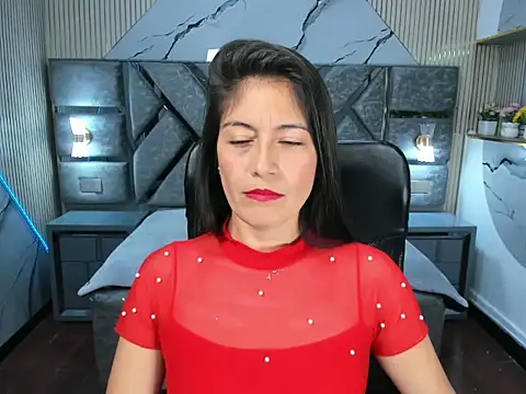 AnnyMilet  online show from August 3, 2026, 1:38 pm